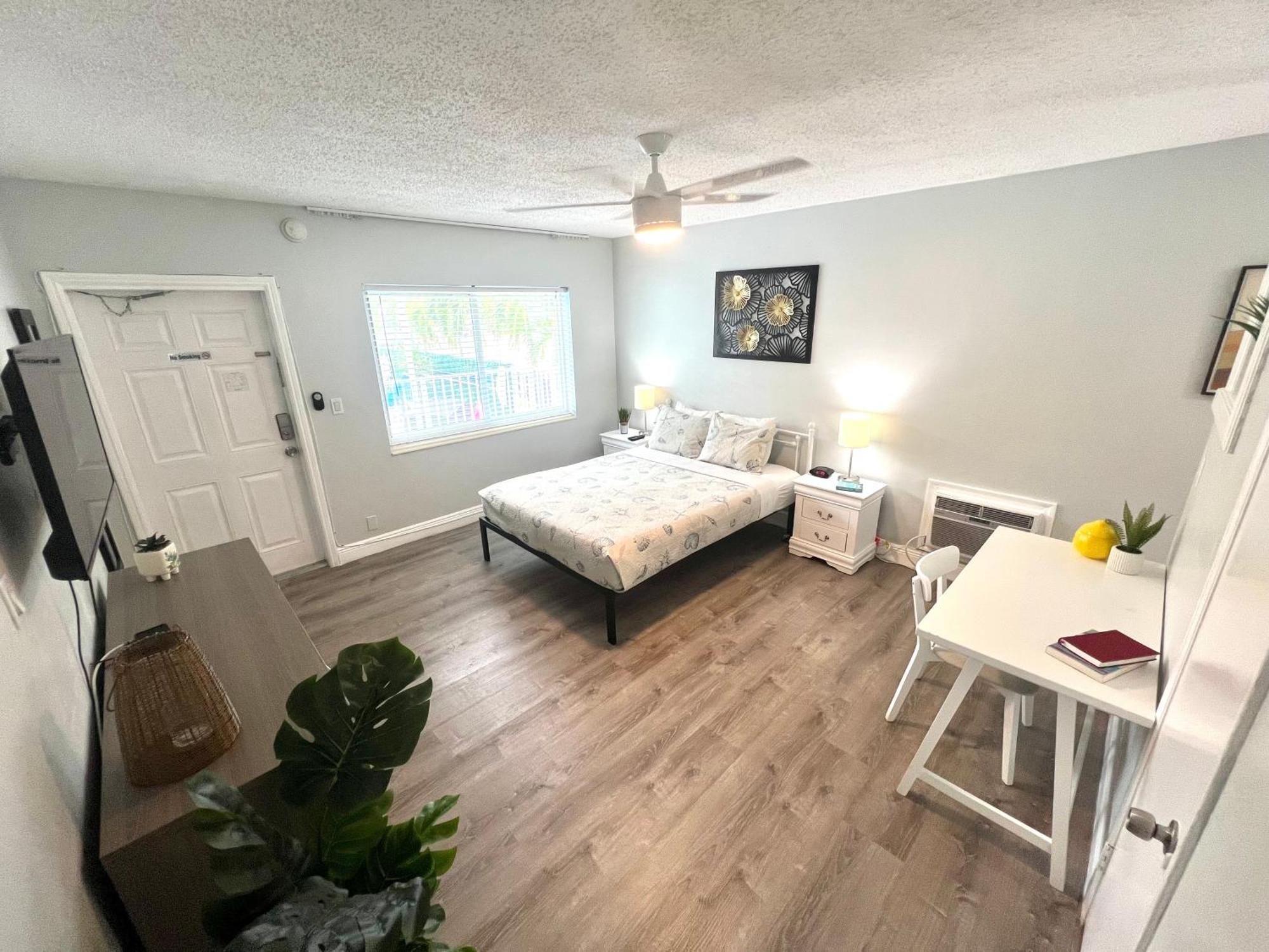 Great Escape Apartments By Lowkl Fort Lauderdale Exterior photo