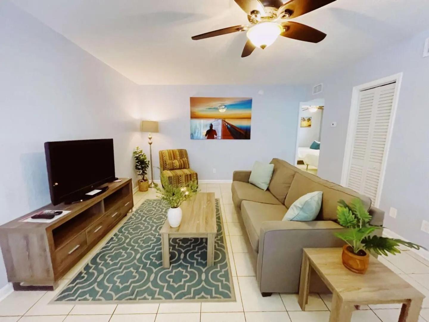 Great Escape Apartments By Lowkl Fort Lauderdale Room photo